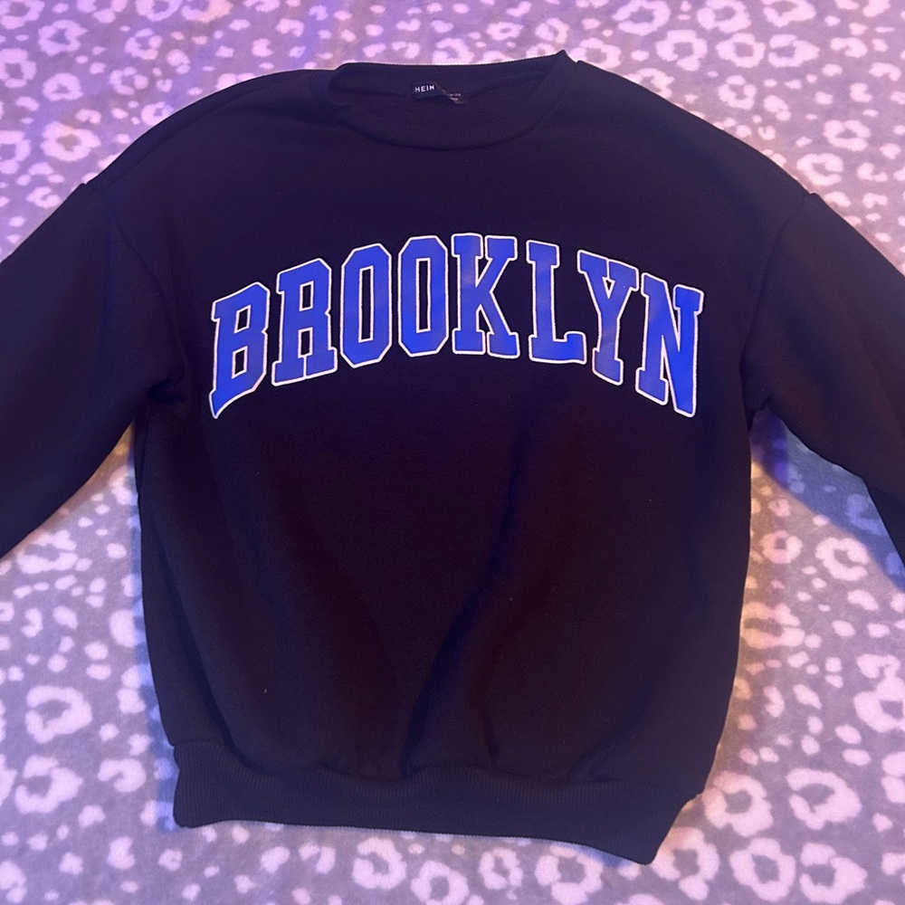 Brooklyn crewneck sweater